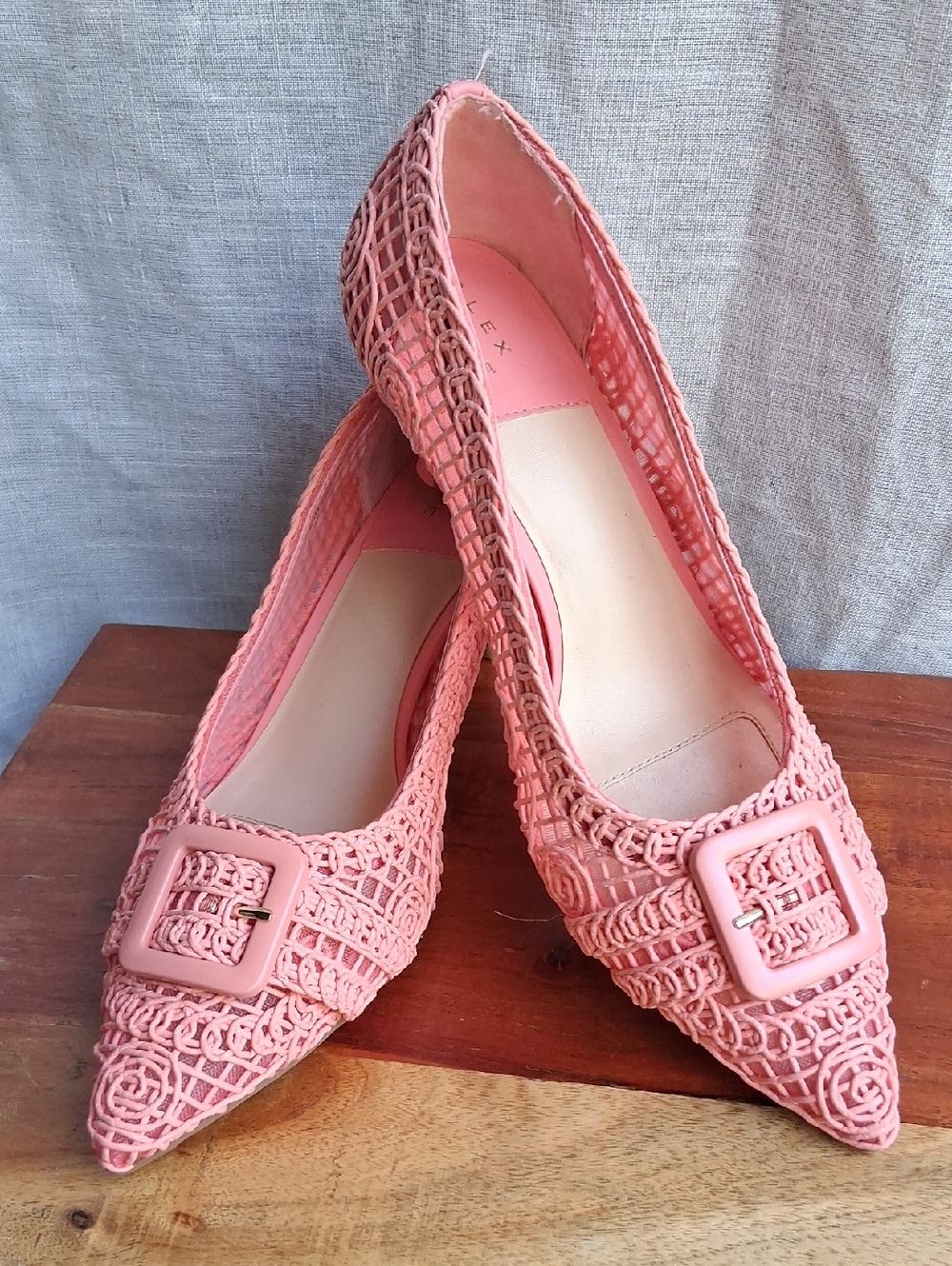 Alex Marie Pink Woven Pointed-Toe Heels with Buckle 8.5 - Picture 1 of 14